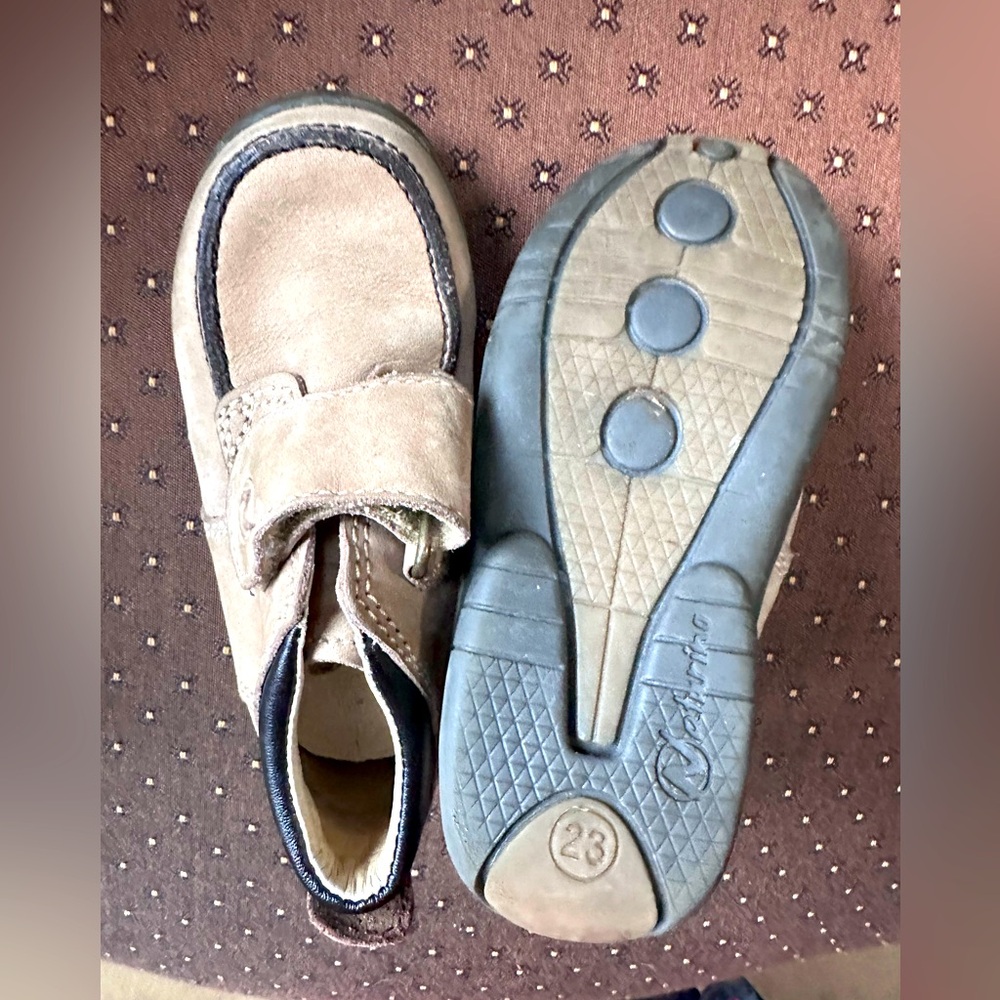 Baby boy suede shoe